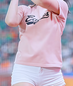 타격폼 보소ㄷㄷ 하지원 치어리더